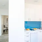 Lukas - 