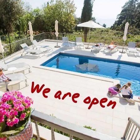 Apartment Luka's - 